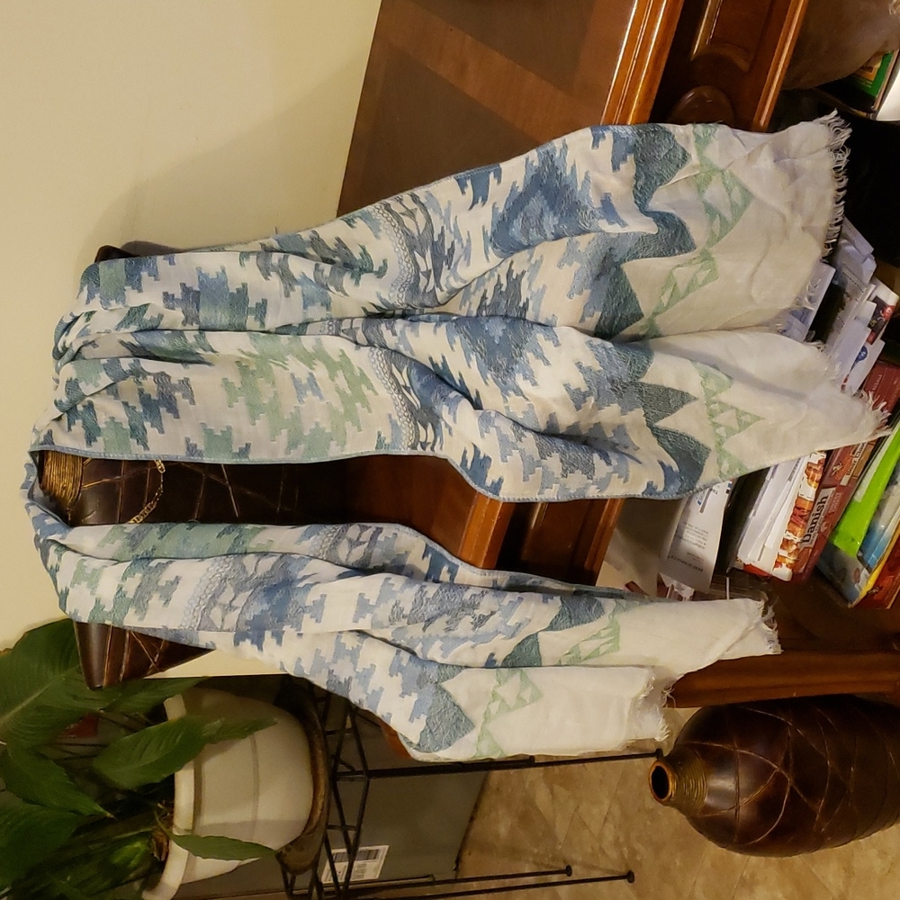 L.I.B. New York multicolored scarf